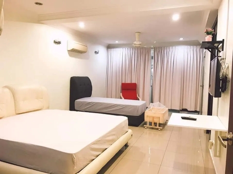 B&G Confinement Centre